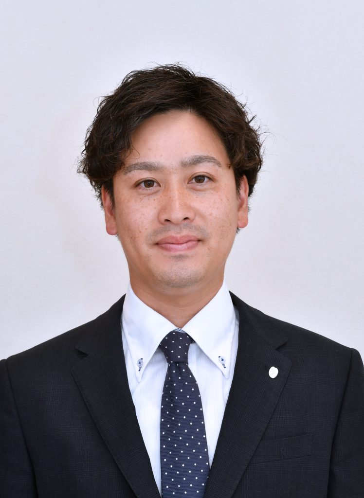 営業・工務 山田健太（やまだけんた）